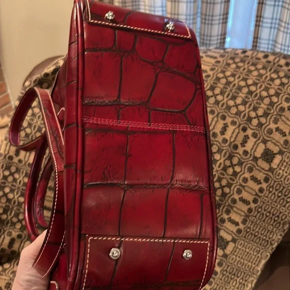 Dooney and Bourne Croc Embossed! Brand New with Tags! Crimson Color! - Picture 3 of 9